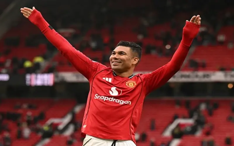 مانشستر يونايتد يستقر بالمركز الثالث في الدوري الإنجليزي